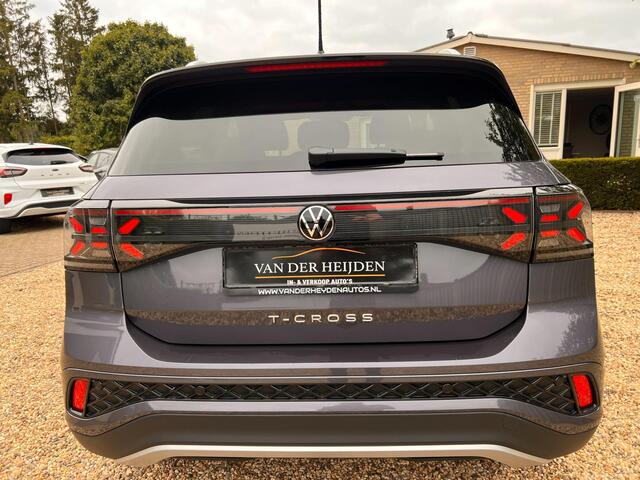 Volkswagen T-Cross 1.5 TSI R-Line Edition Navigatie & Camera & Winterpakket