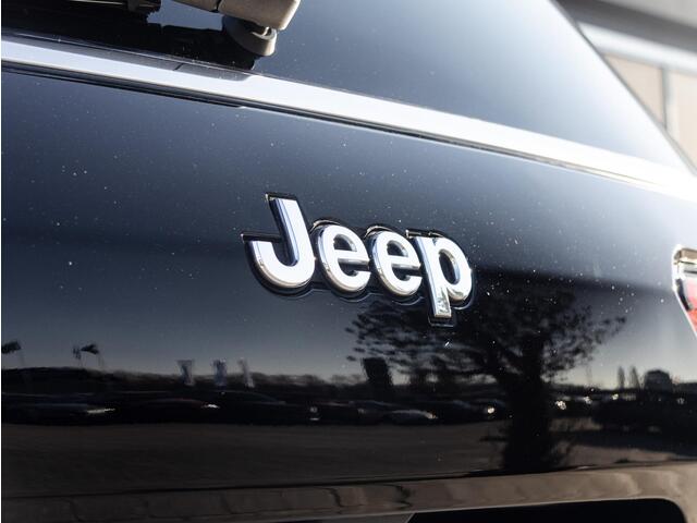 Jeep Grand CHEROKEE 3.6 LWB Limited | 6 Persoons | ACC | Stoel- & stuurverwarmining | Elek. stoel |