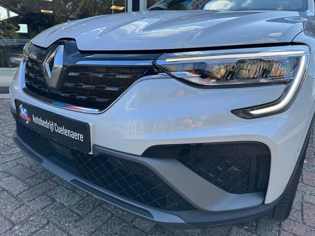 Renault Arkana TCe 140 R.S. line Groot navi / Zwart dak / Metallic / Stoel & stuurwiel verw.