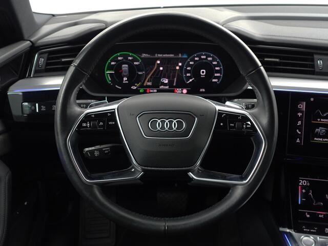 Audi E-Tron 55 quattro advanced 95 kWh- SOH 91%, Bang Olufsen, 2x Laadpoort, Camera Spiegels, 360 Camera, Panoramadak