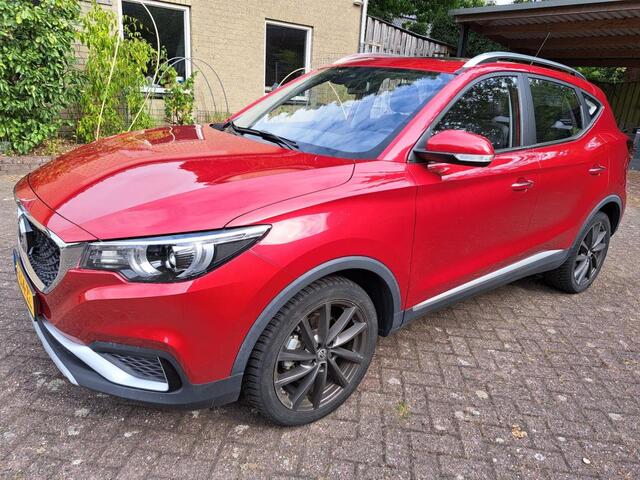 MG ZS MG EV Luxury 45 kWh LUXURY 1E EIG MET THUIS SNEL LADER 7KW STAAT