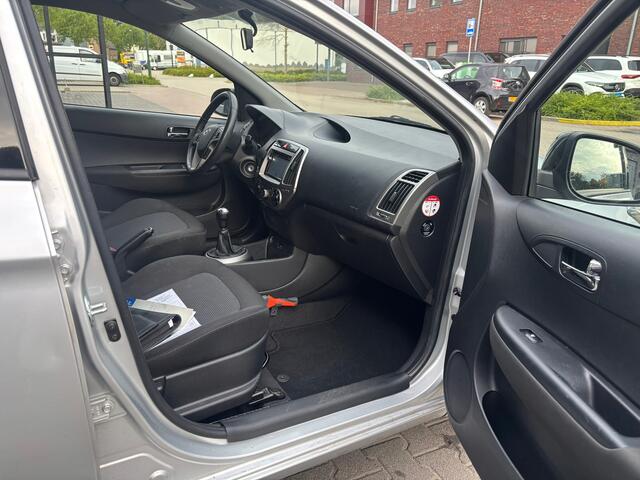 Hyundai I 20 1.2i Go 5DRS|2015|Airco|Cruisecontrole|APK tot 04-2026