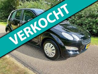 SMART FORFOUR 1.1 blackbasic (1e Eigenaar) Nieuwe APK
