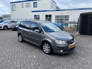 VOLKSWAGEN TOURAN 1.4 TSI Highline Business 7P