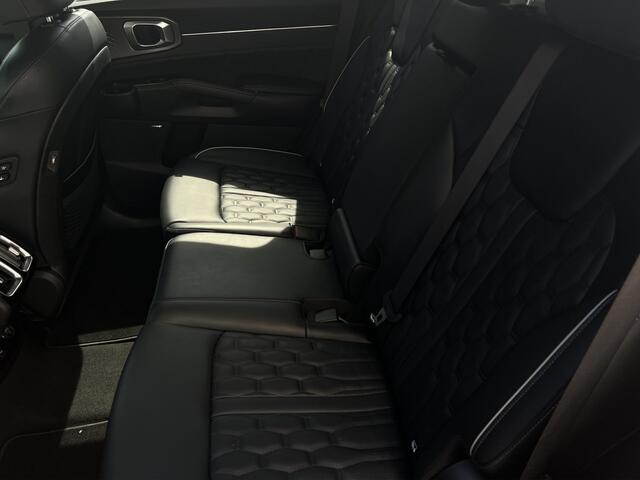 KIA Sorento 1.6 T-GDI Plug-in Hybrid 4WD ExecutiveLine | Pano | Nappa leder | Stoelvent | 360 | Donkere Hemel |