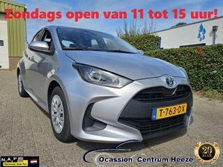 TOYOTA YARIS 1.5 Hybrid, 1e Eig! Camera! Carplay! NL auto! VAKANTIEGELD WEKEN!