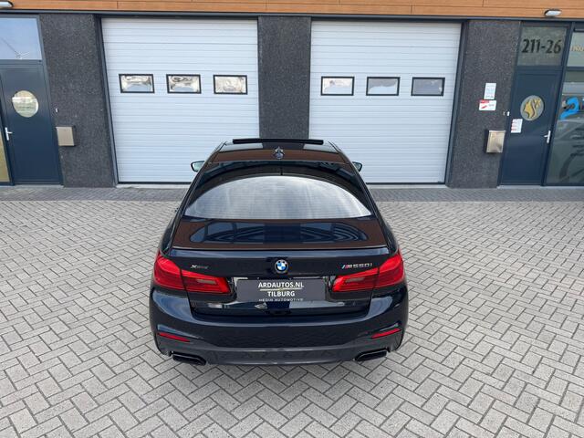 BMW 5-Serie M550i xDrive High Executive Massage-Head Up