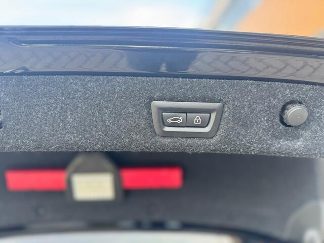 BMW 5-Serie M550i xDrive High Executive Massage-Head Up