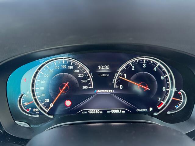 BMW 5-Serie M550i xDrive High Executive Massage-Head Up