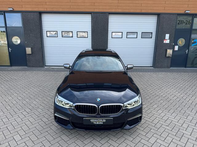 BMW 5-Serie M550i xDrive High Executive Massage-Head Up