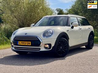 MINI CLUBMAN Mini 1.5 Chili Serious Business Leder Navi Camera Stoelverwarming Perfect Onderhouden