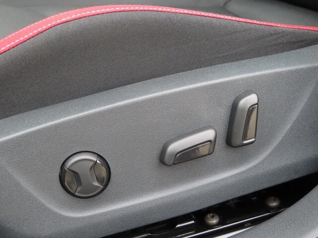 Skoda Kamiq 1.5 TSI ACT Monte Carlo | pano dak | elektrische achterklep | stuurwielverwarming | elektrisch verstelbare stoel