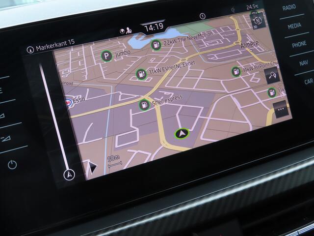 Skoda Kamiq 1.5 TSI ACT Monte Carlo | pano dak | elektrische achterklep | stuurwielverwarming | elektrisch verstelbare stoel