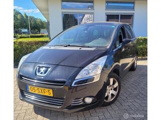 PEUGEOT 5008 1.6 VTi Blue Lease 7p.