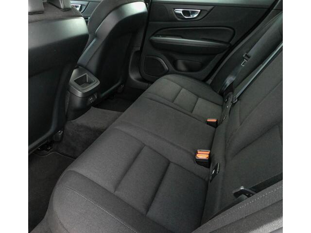 Volvo V60 2.0 B3 Momentum Advantage - Oliepomp modificatie