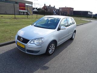 VOLKSWAGEN POLO 1.2-12V Trendline