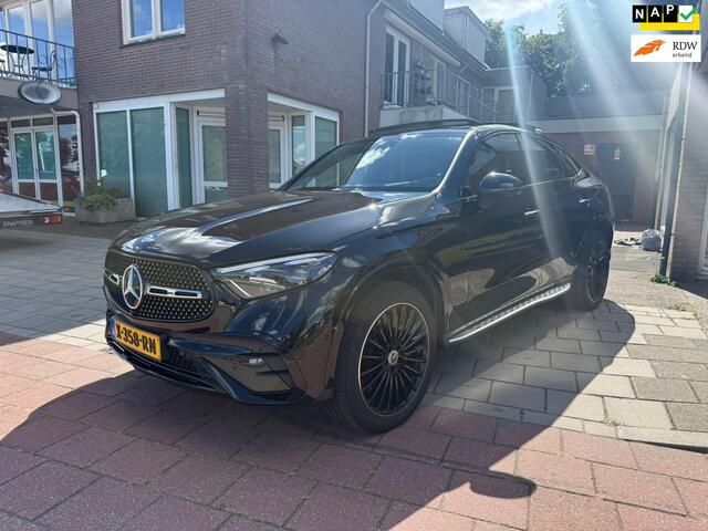 Mercedes-Benz GLC Coup� 300e 4MATIC AMG Line VOLL OPTIES 1E EIGENAAR 18643 KM