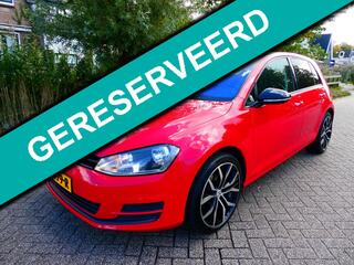 VOLKSWAGEN GOLF 1.2 TSI 105pk 5-deurs 90.000km. Airco Multimedia