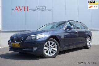 BMW 5-SERIE Touring 520d High Executive