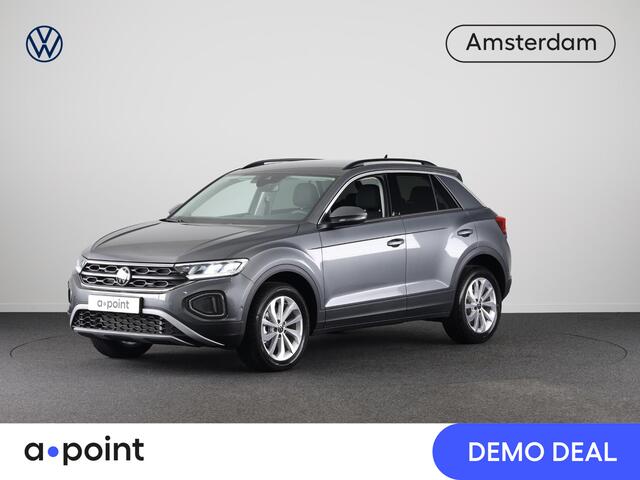 Volkswagen T-ROC Life Edition 1.5 110 kW / 150 pk TSI SUV 7 versn. | Verlengde garantie | Private lease vanaf ¤ 699,- pm | Navigatie via App | Parkeersensoren Pa