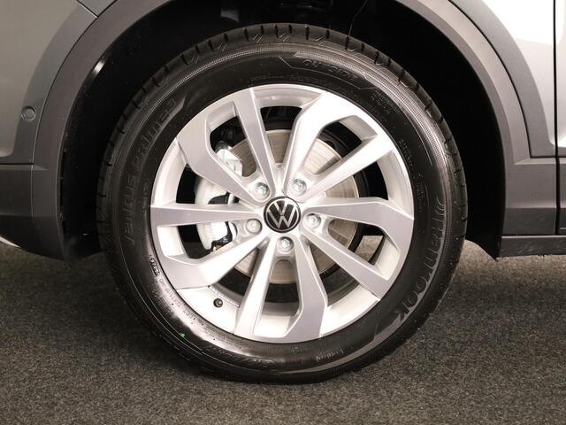 Volkswagen T-ROC Life Edition 1.5 110 kW / 150 pk TSI SUV 7 versn. | Verlengde garantie | Private lease vanaf ¤ 699,- pm | Navigatie via App | Parkeersensoren Pa