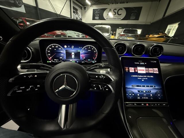 Mercedes-Benz C-Klasse 180 AMG Line Automaat - Leder - Navigatie - Camera - Panoramadak - Full Option - staat - 1e Eigenaar