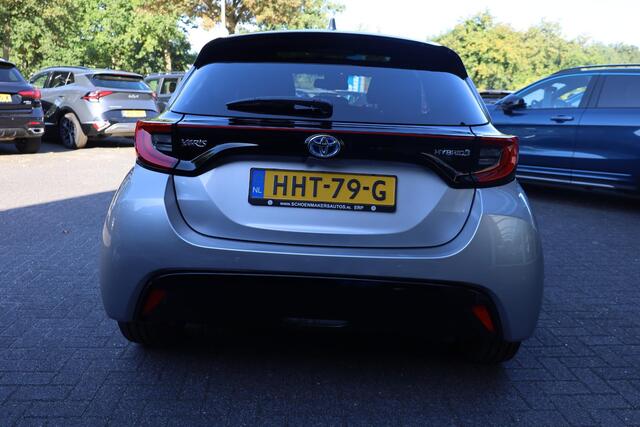 Toyota Yaris 1.5 Hybrid Executive PANO CARPLAY HALF-LEER STOEL/STUURVERW. CAMERA HUD CRUISE CLIMA DAB 2XPDC 17''LMV KEYLESS-ENTRY/START