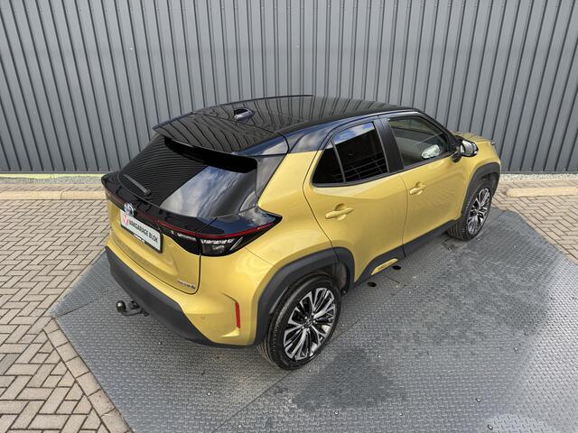 Toyota Yaris Cross 1.5 Hybrid Executive / Bi tone | Pano dak | Trekhaak | JBL | BSM | Rijklaar