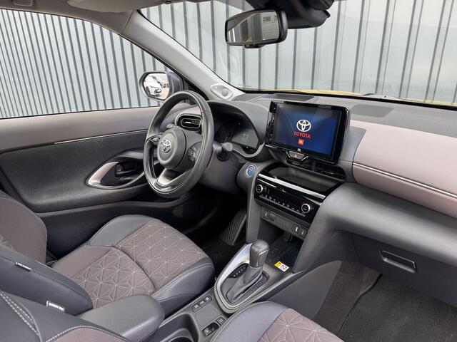 Toyota Yaris Cross 1.5 Hybrid Executive / Bi tone | Pano dak | Trekhaak | JBL | BSM | Rijklaar