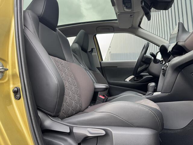 Toyota Yaris Cross 1.5 Hybrid Executive / Bi tone | Pano dak | Trekhaak | JBL | BSM | Rijklaar