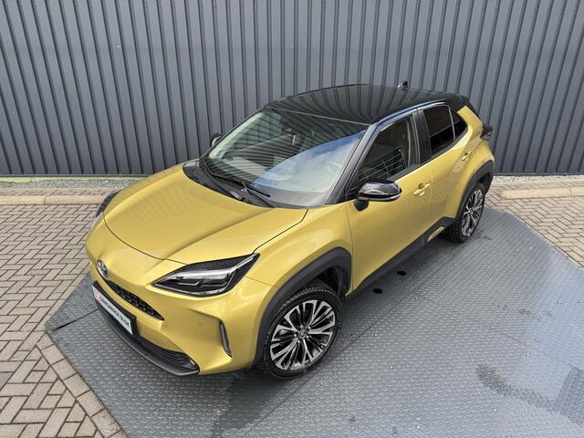 Toyota Yaris Cross 1.5 Hybrid Executive / Bi tone | Pano dak | Trekhaak | JBL | BSM | Rijklaar