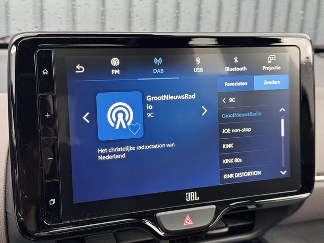 Toyota Yaris Cross 1.5 Hybrid Executive / Bi tone | Pano dak | Trekhaak | JBL | BSM | Rijklaar
