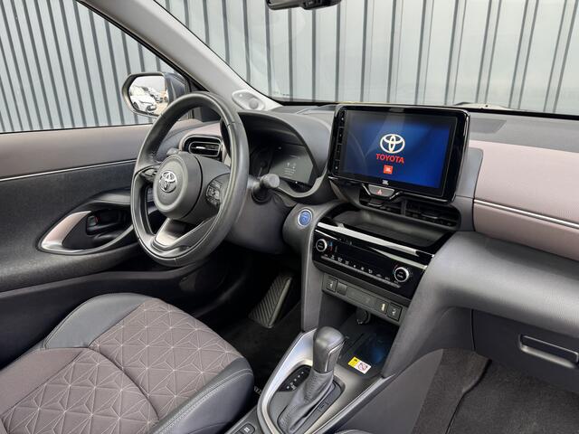 Toyota Yaris Cross 1.5 Hybrid Executive / Bi tone | Pano dak | Trekhaak | JBL | BSM | Rijklaar