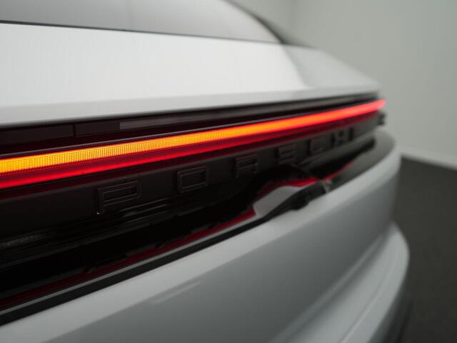 Porsche Macan 4