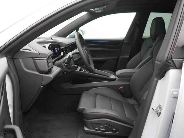 Porsche Macan 4