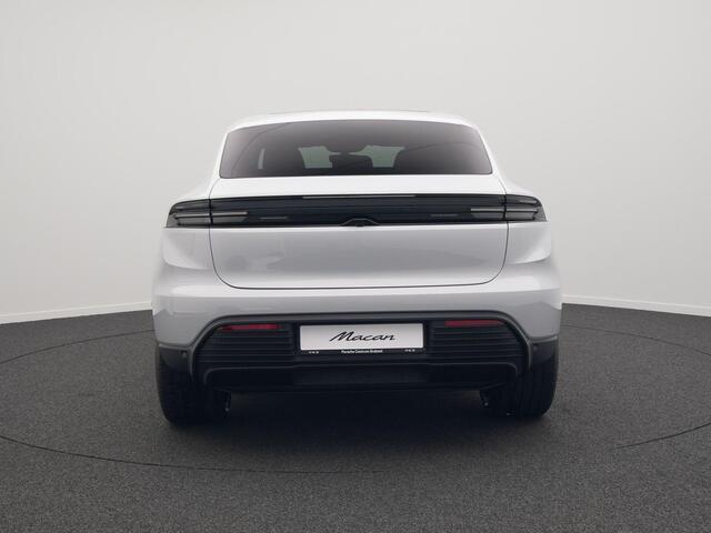 Porsche Macan 4