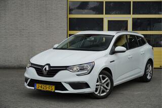 RENAULT MEGANE Estate 1.3 TCe Zen BJ2020 Led | Pdc | Navi | Climate control | Cruise control | Getint glas
