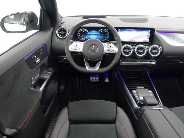 Mercedes-Benz EQA 250 AMG Edition 1 67 kWh Aut- Head Up, Memory Seats, 360 Camera, Panoramadak, Alcantara Interieur Afwerking, Sfeerverlichting
