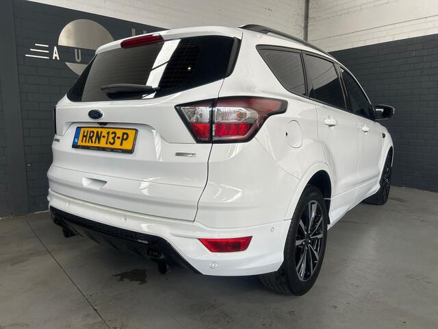 Ford Kuga 1.5 EcoBoost Vignale, pano,trekhaak,keyless,stuurverw,stoelverw.