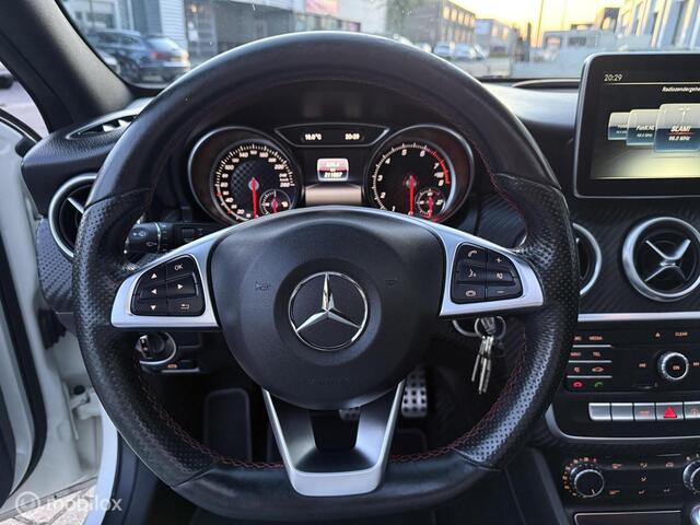 Mercedes-Benz A-Klasse 180 AMG Night Edition  APK
