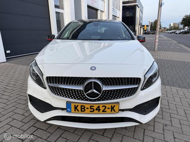 Mercedes-Benz A-Klasse 180 AMG Night Edition  APK