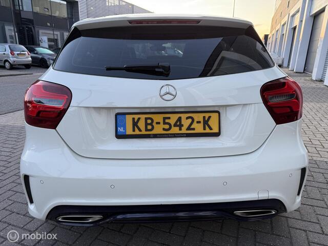 Mercedes-Benz A-Klasse 180 AMG Night Edition  APK