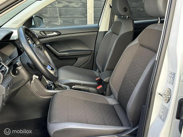 Volkswagen T-Cross 1.5 TSI Style 150 PK AUTOMAAT / FM Nav / keyless / Clima / 45.179 KM 1e eig.