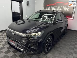 VOLKSWAGEN TIGUAN 1.5 eTSI R-line Edition Pano