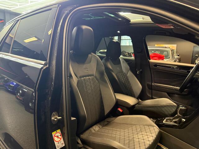 Volkswagen T-ROC 1.5 TSI 3X R-Line|PANO|LANEASSIST|CAMERA|CARPLAY|ACC|