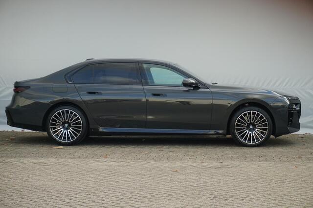 BMW 7-Serie Sedan 750e xDrive Executive Drive Pro | M Sportpakket Pro | Sky Lounge | Connoisseur Pack | Bowers & Wilkins | Lentevoordeel