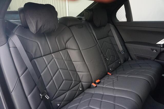 BMW 7-Serie Sedan 750e xDrive Executive Drive Pro | M Sportpakket Pro | Sky Lounge | Connoisseur Pack | Bowers & Wilkins | Lentevoordeel