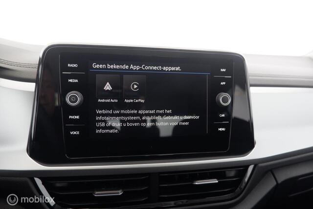 Volkswagen T-ROC 1.5 TSI 150pk Automaat Business led|nav|cam|dab|stoelverw.|acc|lmv17