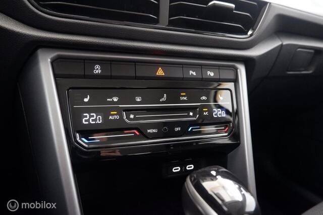Volkswagen T-ROC 1.5 TSI 150pk Automaat Business led|nav|cam|dab|stoelverw.|acc|lmv17