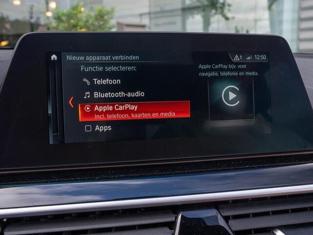 BMW 5-Serie Touring 520i High Executive / Pano / HUD / ACC / CarPlay / Stoelverwarming
